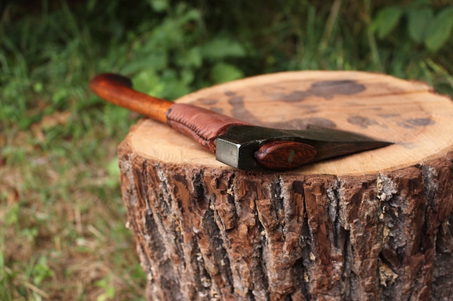 handmade, usa made, usa made axe, hatchet, chopping, wood chopping, outdoor, outdoorsman, survival, backwoodsman, hickory, axe made in america, axes made in the usa, ike bullington, wolf valley forge, valley forge, pack axe, back packing, camping, trail axe, hunting axe, trappers axe, camp axe, bush axe, belt axe, pack axe, leather shoulder rig, chopping axe, leather axe carrier, shoulder sling for axe, carpenter's axe, Wolf Valley Forge, Wolf Valley Forge axe release, Axe Wax, haversack, go back, man purse, man bag, canvas bag, reenactor, reenacting, Trekker Axe, Axe Life