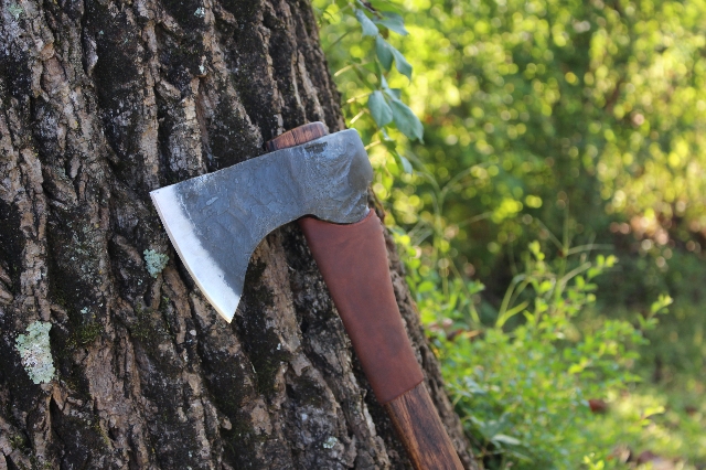 handmade, usa made, usa made axe, hatchet, chopping, wood chopping, outdoor, 

outdoorsman, survival, backwoodsman, hickory, axe made in america, axes made in 

the usa, ike bullington, wolf valley forge, valley forge, pack axe, back packing, 

camping, trail axe, hunting axe, trappers axe, camp axe, bush axe, belt axe, pack 

axe, leather shoulder rig, chopping axe, leather axe carrier, shoulder sling for axe, 

carpenter's axe, Wolf Valley Forge, Wolf Valley Forge axe release, Axe Wax, 

haversack, go back, man purse, man bag, canvas bag, reenactor, reenacting, 

Trekker Axe, Axe Life