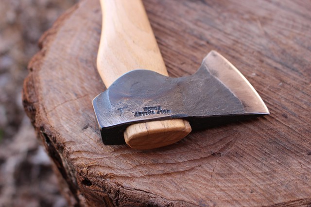 handmade, usa made, usa made axe, hatchet, chopping, wood chopping, outdoor, outdoorsman, survival, 

backwoodsman, hickory, axe made in america, axes made in the usa, ike bullington, wolf valley forge, 

valley forge, pack axe, back packing, camping, trail axe, hunting axe, trappers axe, camp axe, bush axe, 

belt axe, pack axe, leather shoulder rig, chopping axe, leather axe carrier, shoulder sling for axe, 

carpenter's axe, Wolf Valley Forge, Wolf Valley Forge axe release, Axe Wax, haversack, go bag, man 

purse, man bag, canvas bag, reenactor, reenacting, Trekker Axe, Axe Life, Splitting Wedge, Handforged 

Wedge