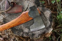 Jacobs-Trekker1-scaled