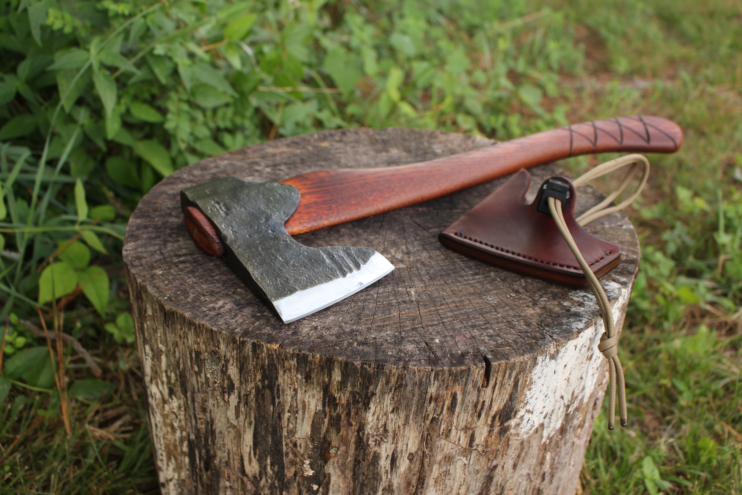 Benny’s Trekker Axe